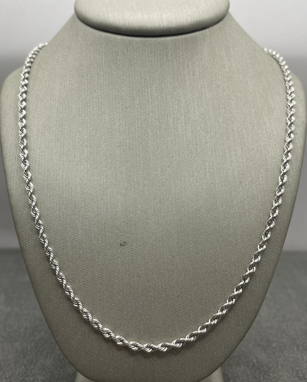 14K White Gold 20" Rope Chain (26988)